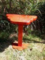 /album/fotogaleria/mesa-arrimo-con-pedestal-y-cubierta-de-pino-insigne-jpg/